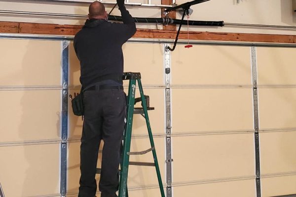 Bluegrass Garage Door Technician