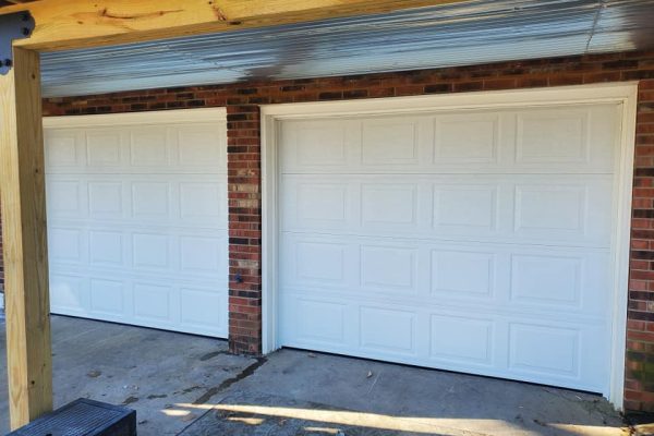 Bluegrass Garage Door Colonial